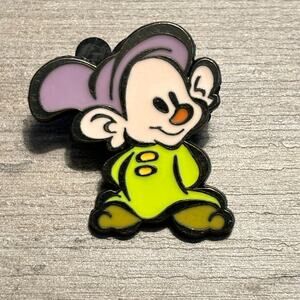 Disney Parks 2016 Kawaii Dopey from Snow White Trading Pin - Cute Dwarf Pin